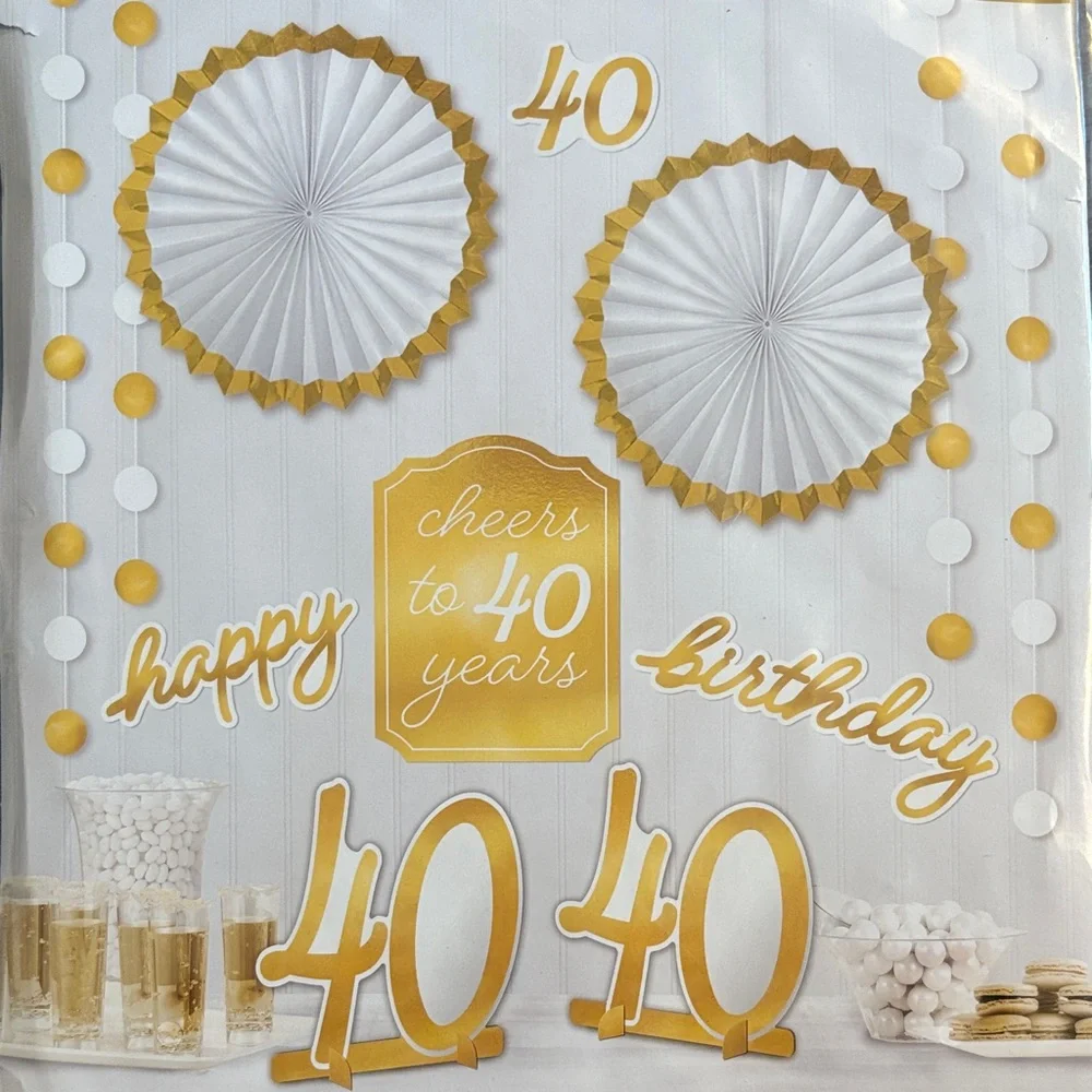 Amscan Gold and White 40th Celebration Decor Set
